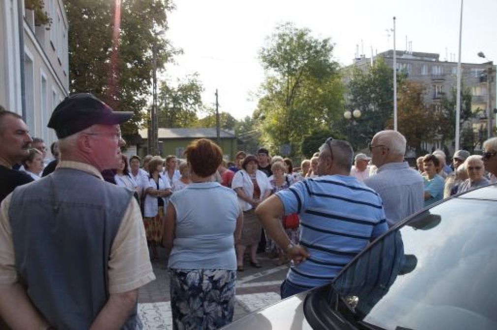 Demonstracja personelu grójeckiego szpitala
