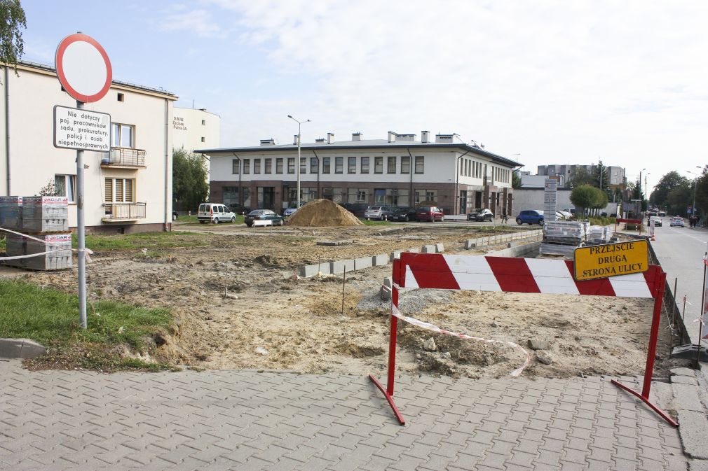 Budowa miejsc postojowych przy ul. Sportowej